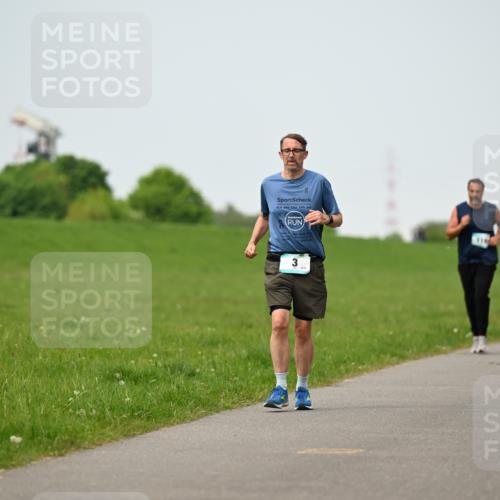10.05.2026 - 8. Wedeler Halbmarathon Dr. Thomas Lammeyer http://msf.ph/oto/9712376 10.05.2026 12:08:34 Laufen  meine-sportfotos.de