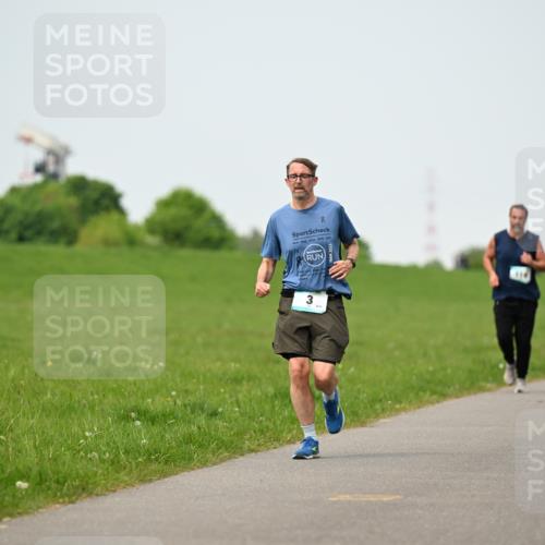 10.05.2026 - 8. Wedeler Halbmarathon Dr. Thomas Lammeyer http://msf.ph/oto/9712381 10.05.2026 12:08:34 Laufen  meine-sportfotos.de