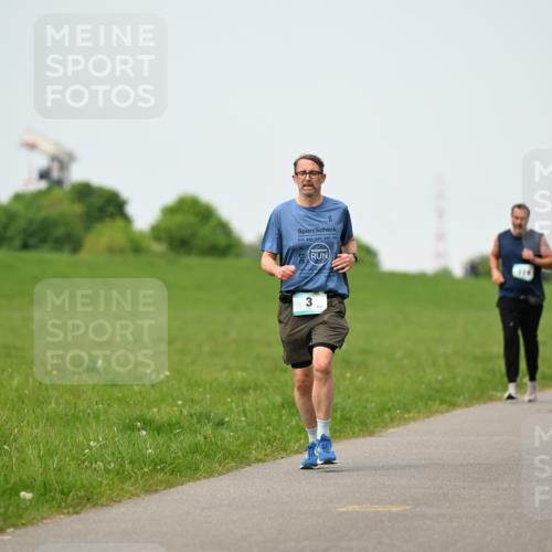 10.05.2026 - 8. Wedeler Halbmarathon Dr. Thomas Lammeyer http://msf.ph/oto/9712384 10.05.2026 12:08:34 Laufen  meine-sportfotos.de