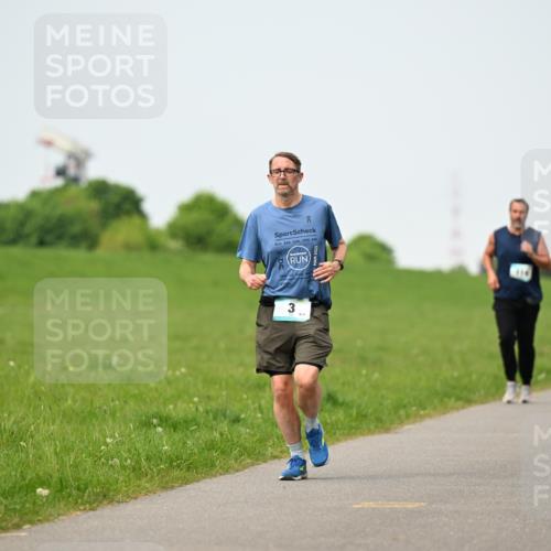 10.05.2026 - 8. Wedeler Halbmarathon Dr. Thomas Lammeyer http://msf.ph/oto/9712397 10.05.2026 12:08:35 Laufen  meine-sportfotos.de
