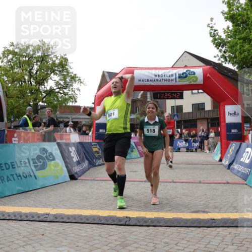 10.05.2026 - 8. Wedeler Halbmarathon Yannick Fuchs http://msf.ph/oto/9712406 10.05.2026 11:25:40 Ziel 518, 801, 2117 meine-sportfotos.de