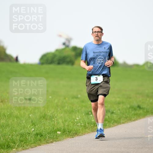 10.05.2026 - 8. Wedeler Halbmarathon Dr. Thomas Lammeyer http://msf.ph/oto/9712441 10.05.2026 12:08:36 Laufen  meine-sportfotos.de