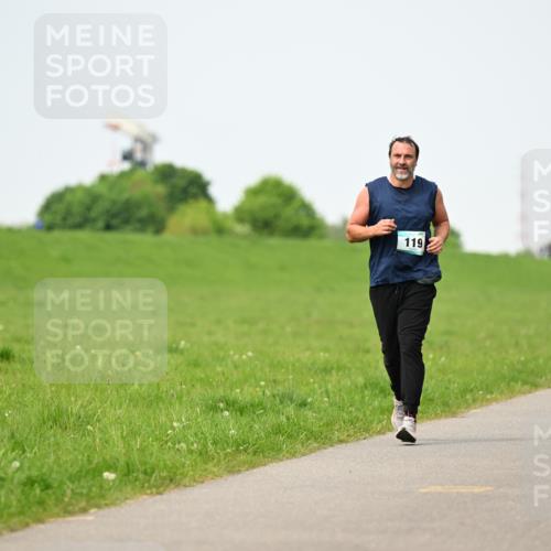 10.05.2026 - 8. Wedeler Halbmarathon Dr. Thomas Lammeyer http://msf.ph/oto/9712463 10.05.2026 12:08:40 Laufen 119 meine-sportfotos.de