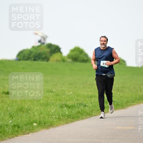 10.05.2026 - 8. Wedeler Halbmarathon Dr. Thomas Lammeyer http://msf.ph/oto/9712472 10.05.2026 12:08:40 Laufen  meine-sportfotos.de