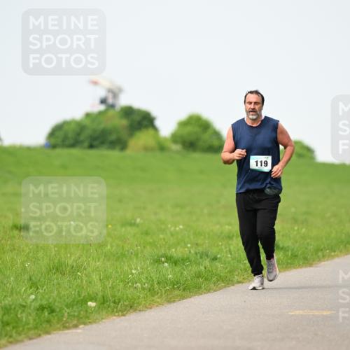 10.05.2026 - 8. Wedeler Halbmarathon Dr. Thomas Lammeyer http://msf.ph/oto/9712479 10.05.2026 12:08:40 Laufen 119 meine-sportfotos.de