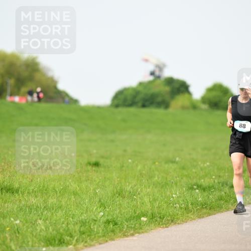 10.05.2026 - 8. Wedeler Halbmarathon Dr. Thomas Lammeyer http://msf.ph/oto/9712535 10.05.2026 12:09:08 Laufen  meine-sportfotos.de