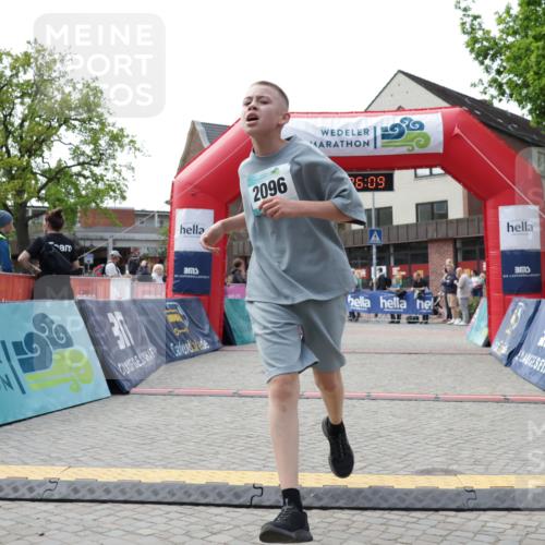 10.05.2026 - 8. Wedeler Halbmarathon Yannick Fuchs http://msf.ph/oto/9712565 10.05.2026 11:26:08 Ziel 931, 2096 meine-sportfotos.de