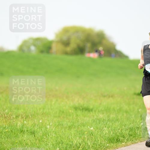 10.05.2026 - 8. Wedeler Halbmarathon Dr. Thomas Lammeyer http://msf.ph/oto/9712601 10.05.2026 12:09:11 Laufen  meine-sportfotos.de