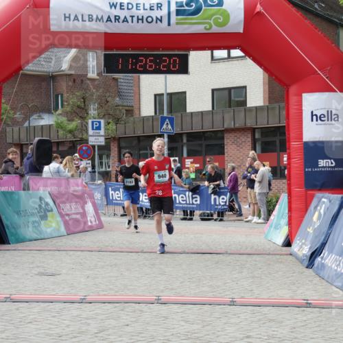 10.05.2026 - 8. Wedeler Halbmarathon Yannick Fuchs http://msf.ph/oto/9712603 10.05.2026 11:26:18 Ziel 940, 2182 meine-sportfotos.de