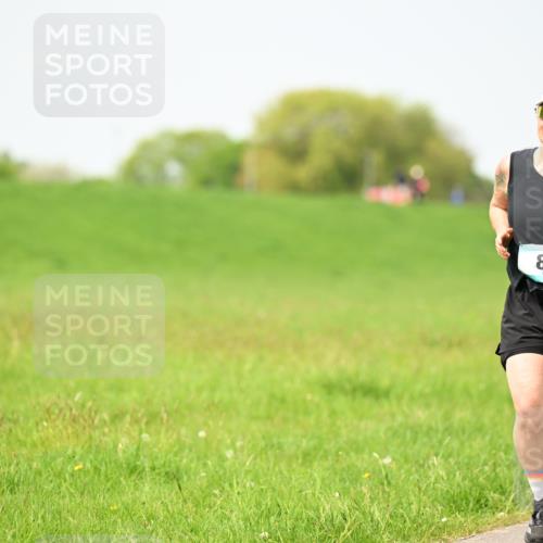 10.05.2026 - 8. Wedeler Halbmarathon Dr. Thomas Lammeyer http://msf.ph/oto/9712613 10.05.2026 12:09:12 Laufen  meine-sportfotos.de