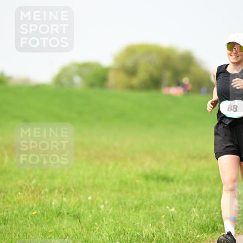 10.05.2026 - 8. Wedeler Halbmarathon Dr. Thomas Lammeyer http://msf.ph/oto/9712615 10.05.2026 12:09:12 Laufen  meine-sportfotos.de