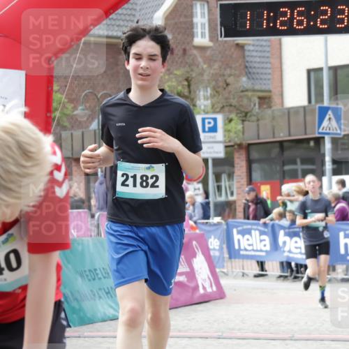 10.05.2026 - 8. Wedeler Halbmarathon Yannick Fuchs http://msf.ph/oto/9712635 10.05.2026 11:26:22 Ziel 699, 940, 2046, 2182 meine-sportfotos.de