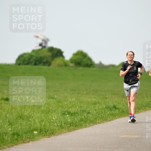 10.05.2026 - 8. Wedeler Halbmarathon Dr. Thomas Lammeyer http://msf.ph/oto/9712642 10.05.2026 12:09:18 Laufen  meine-sportfotos.de