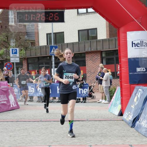 10.05.2026 - 8. Wedeler Halbmarathon Yannick Fuchs http://msf.ph/oto/9712670 10.05.2026 11:26:24 Ziel 572, 699, 841, 842, 940, 2046, 2182 meine-sportfotos.de