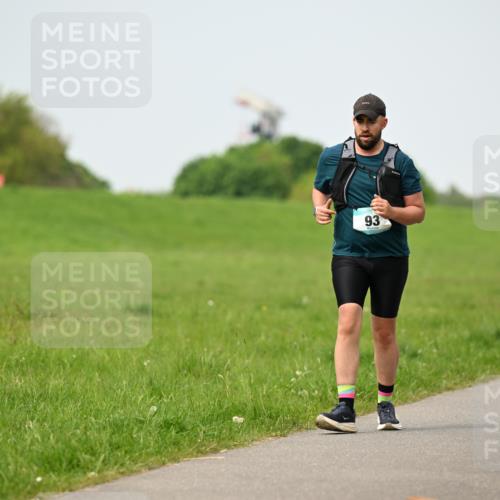 10.05.2026 - 8. Wedeler Halbmarathon Dr. Thomas Lammeyer http://msf.ph/oto/9712725 10.05.2026 12:09:46 Laufen  meine-sportfotos.de