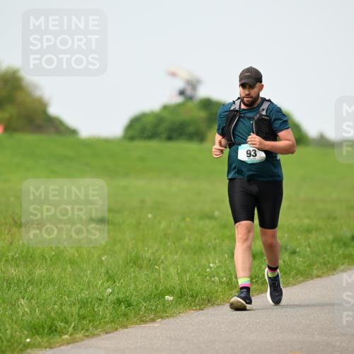 10.05.2026 - 8. Wedeler Halbmarathon Dr. Thomas Lammeyer http://msf.ph/oto/9712727 10.05.2026 12:09:46 Laufen  meine-sportfotos.de