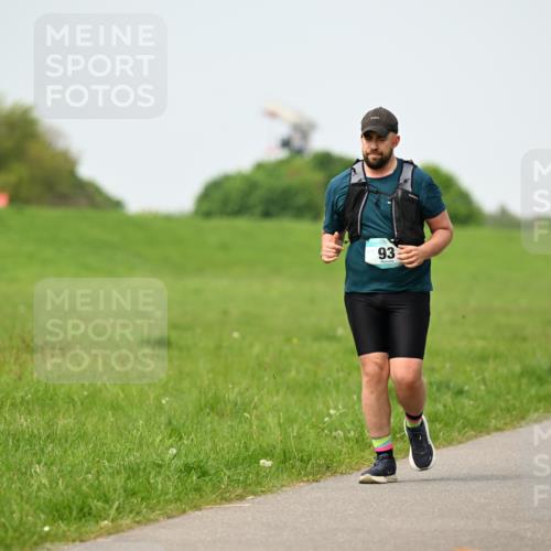 10.05.2026 - 8. Wedeler Halbmarathon Dr. Thomas Lammeyer http://msf.ph/oto/9712728 10.05.2026 12:09:46 Laufen  meine-sportfotos.de