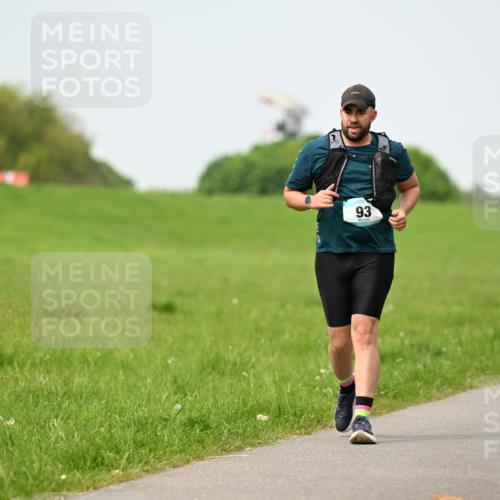 10.05.2026 - 8. Wedeler Halbmarathon Dr. Thomas Lammeyer http://msf.ph/oto/9712731 10.05.2026 12:09:46 Laufen  meine-sportfotos.de