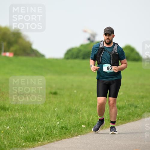 10.05.2026 - 8. Wedeler Halbmarathon Dr. Thomas Lammeyer http://msf.ph/oto/9712734 10.05.2026 12:09:46 Laufen  meine-sportfotos.de