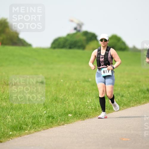 10.05.2026 - 8. Wedeler Halbmarathon Dr. Thomas Lammeyer http://msf.ph/oto/9712747 10.05.2026 12:10:01 Laufen 617, 1000 meine-sportfotos.de