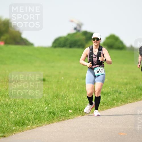 10.05.2026 - 8. Wedeler Halbmarathon Dr. Thomas Lammeyer http://msf.ph/oto/9712753 10.05.2026 12:10:02 Laufen 617, 100 meine-sportfotos.de