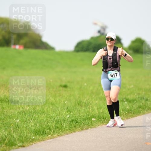 10.05.2026 - 8. Wedeler Halbmarathon Dr. Thomas Lammeyer http://msf.ph/oto/9712756 10.05.2026 12:10:02 Laufen 617, 1000 meine-sportfotos.de