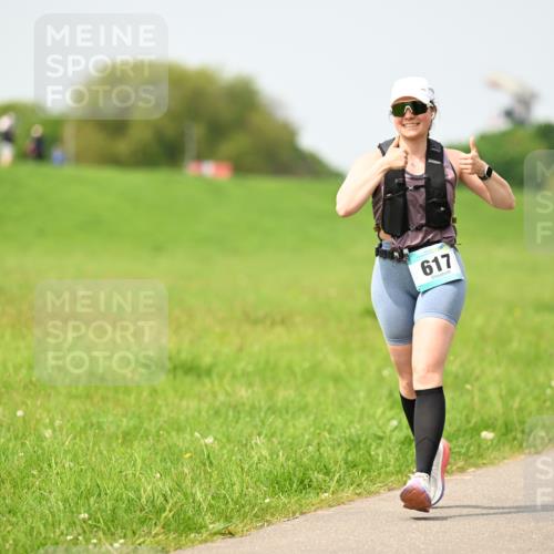 10.05.2026 - 8. Wedeler Halbmarathon Dr. Thomas Lammeyer http://msf.ph/oto/9712771 10.05.2026 12:10:04 Laufen 617, 1000 meine-sportfotos.de