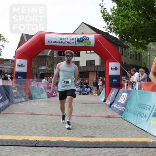 10.05.2026 - 8. Wedeler Halbmarathon Yannick Fuchs http://msf.ph/oto/9712840 10.05.2026 11:26:50 Ziel 167, 438, 989 meine-sportfotos.de