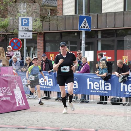 10.05.2026 - 8. Wedeler Halbmarathon Yannick Fuchs http://msf.ph/oto/9712853 10.05.2026 11:27:02 Ziel 60, 565, 967 meine-sportfotos.de