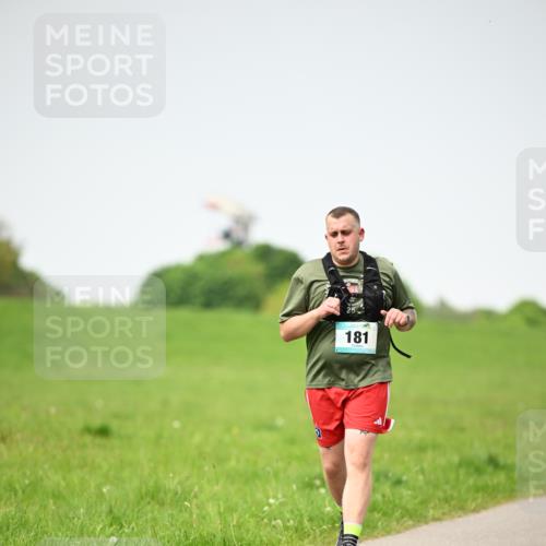 10.05.2026 - 8. Wedeler Halbmarathon Dr. Thomas Lammeyer http://msf.ph/oto/9712859 10.05.2026 12:10:47 Laufen 181 meine-sportfotos.de