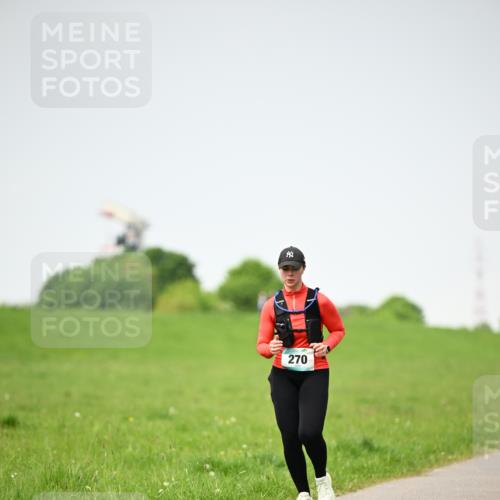 10.05.2026 - 8. Wedeler Halbmarathon Dr. Thomas Lammeyer http://msf.ph/oto/9712881 10.05.2026 12:10:53 Laufen 270 meine-sportfotos.de
