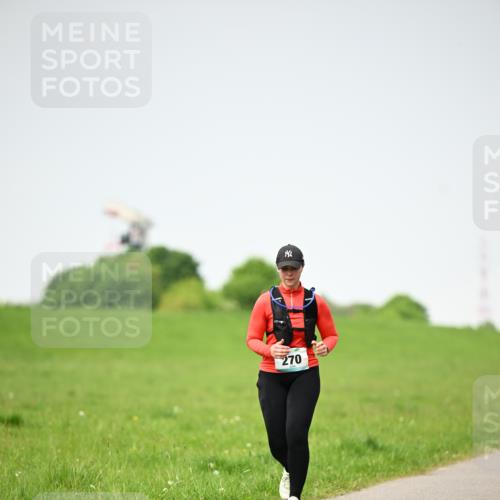 10.05.2026 - 8. Wedeler Halbmarathon Dr. Thomas Lammeyer http://msf.ph/oto/9712883 10.05.2026 12:10:53 Laufen 270 meine-sportfotos.de
