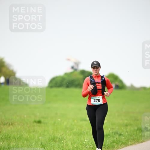 10.05.2026 - 8. Wedeler Halbmarathon Dr. Thomas Lammeyer http://msf.ph/oto/9712905 10.05.2026 12:10:54 Laufen 270 meine-sportfotos.de