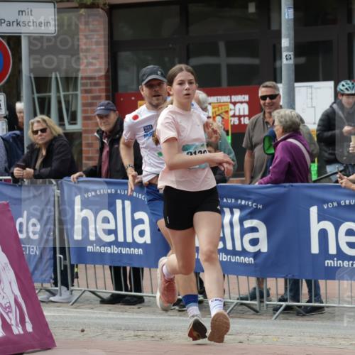 10.05.2026 - 8. Wedeler Halbmarathon Yannick Fuchs http://msf.ph/oto/9712933 10.05.2026 11:27:16 Ziel 230, 2139 meine-sportfotos.de