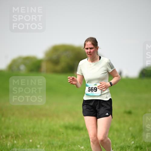 10.05.2026 - 8. Wedeler Halbmarathon Dr. Thomas Lammeyer http://msf.ph/oto/9712970 10.05.2026 12:11:37 Laufen 569 meine-sportfotos.de
