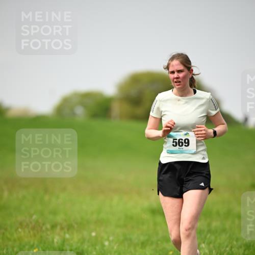 10.05.2026 - 8. Wedeler Halbmarathon Dr. Thomas Lammeyer http://msf.ph/oto/9712973 10.05.2026 12:11:37 Laufen 569 meine-sportfotos.de