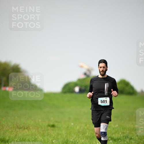 10.05.2026 - 8. Wedeler Halbmarathon Dr. Thomas Lammeyer http://msf.ph/oto/9712998 10.05.2026 12:11:58 Laufen 501 meine-sportfotos.de