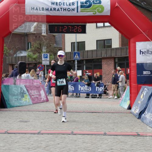 10.05.2026 - 8. Wedeler Halbmarathon Yannick Fuchs http://msf.ph/oto/9713029 10.05.2026 11:27:24 Ziel 230, 735, 2139, 2151, 2224 meine-sportfotos.de