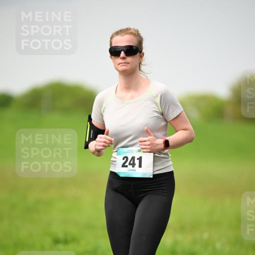 10.05.2026 - 8. Wedeler Halbmarathon Dr. Thomas Lammeyer http://msf.ph/oto/9713054 10.05.2026 12:12:37 Laufen 241 meine-sportfotos.de