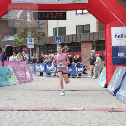 10.05.2026 - 8. Wedeler Halbmarathon Yannick Fuchs http://msf.ph/oto/9713055 10.05.2026 11:27:28 Ziel 735, 2151, 2224 meine-sportfotos.de