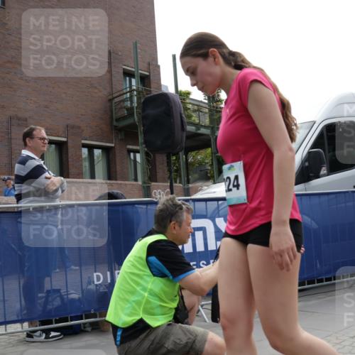 10.05.2026 - 8. Wedeler Halbmarathon Yannick Fuchs http://msf.ph/oto/9713082 10.05.2026 11:27:30 Ziel 2151, 2224 meine-sportfotos.de