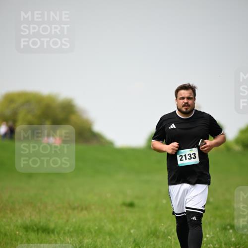 10.05.2026 - 8. Wedeler Halbmarathon Dr. Thomas Lammeyer http://msf.ph/oto/9713111 10.05.2026 12:13:00 Laufen 2133 meine-sportfotos.de