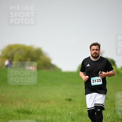 10.05.2026 - 8. Wedeler Halbmarathon Dr. Thomas Lammeyer http://msf.ph/oto/9713112 10.05.2026 12:13:00 Laufen 2133 meine-sportfotos.de