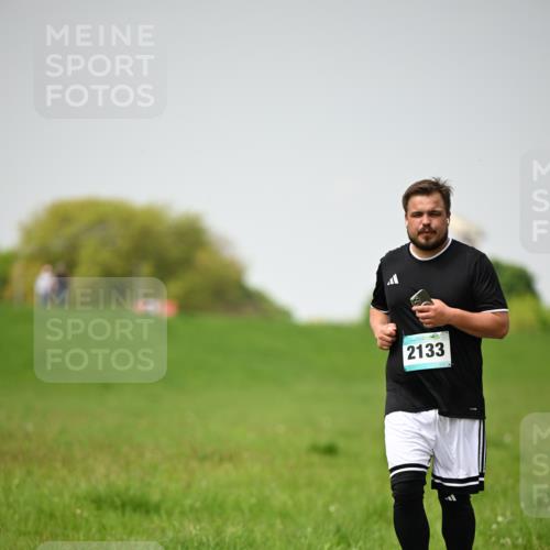 10.05.2026 - 8. Wedeler Halbmarathon Dr. Thomas Lammeyer http://msf.ph/oto/9713114 10.05.2026 12:13:00 Laufen 2133 meine-sportfotos.de