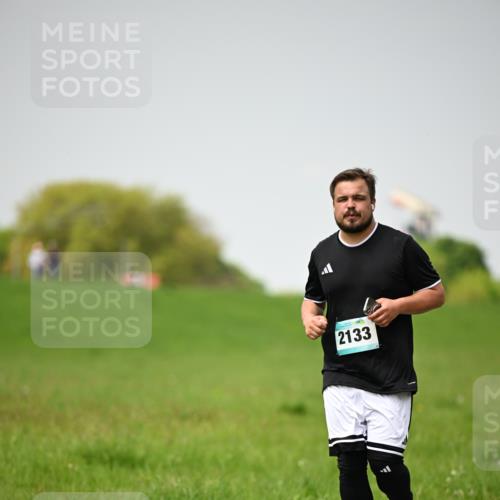 10.05.2026 - 8. Wedeler Halbmarathon Dr. Thomas Lammeyer http://msf.ph/oto/9713117 10.05.2026 12:13:00 Laufen 2133 meine-sportfotos.de