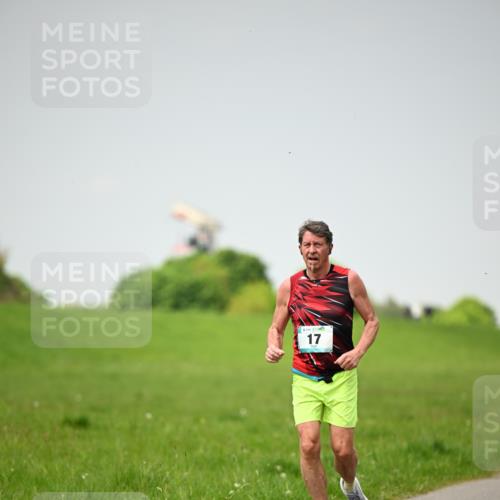 10.05.2026 - 8. Wedeler Halbmarathon Dr. Thomas Lammeyer http://msf.ph/oto/9713188 10.05.2026 12:13:23 Laufen  meine-sportfotos.de