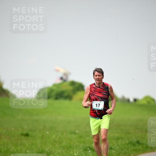 10.05.2026 - 8. Wedeler Halbmarathon Dr. Thomas Lammeyer http://msf.ph/oto/9713190 10.05.2026 12:13:23 Laufen  meine-sportfotos.de