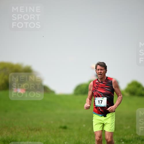 10.05.2026 - 8. Wedeler Halbmarathon Dr. Thomas Lammeyer http://msf.ph/oto/9713205 10.05.2026 12:13:24 Laufen 81119 meine-sportfotos.de