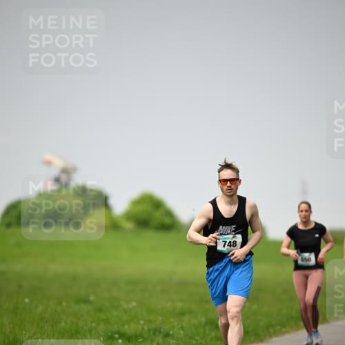 10.05.2026 - 8. Wedeler Halbmarathon Dr. Thomas Lammeyer http://msf.ph/oto/9713234 10.05.2026 12:13:28 Laufen 748, 550 meine-sportfotos.de