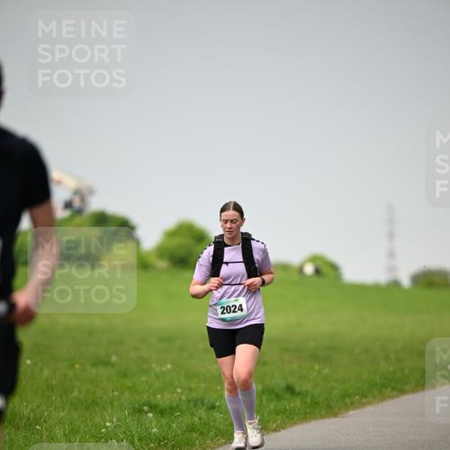 10.05.2026 - 8. Wedeler Halbmarathon Dr. Thomas Lammeyer http://msf.ph/oto/9713328 10.05.2026 12:13:41 Laufen 2024 meine-sportfotos.de